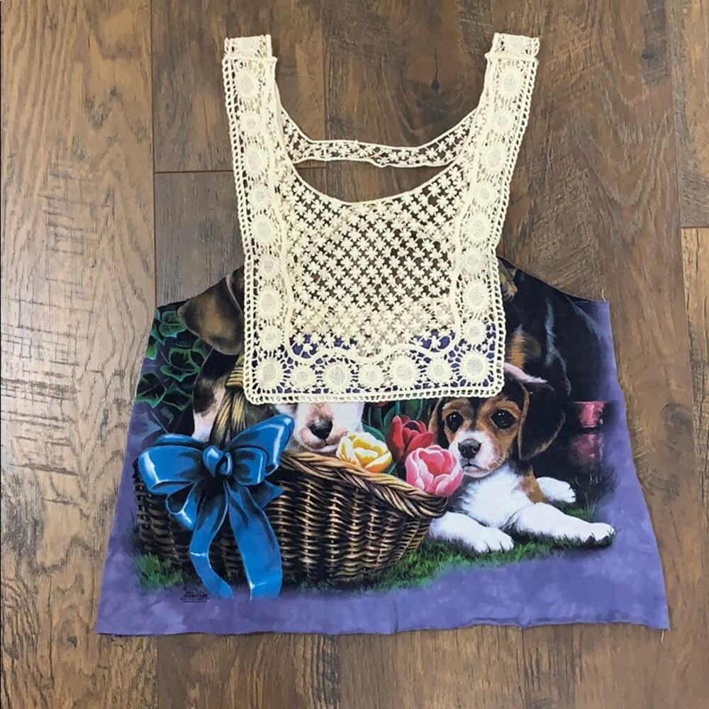 Handmade puppy dogs in a basket tank